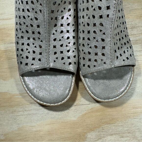 Eurosoft by Sofft Gray Sandals Women’s Size 10 - Picture 5 of 9